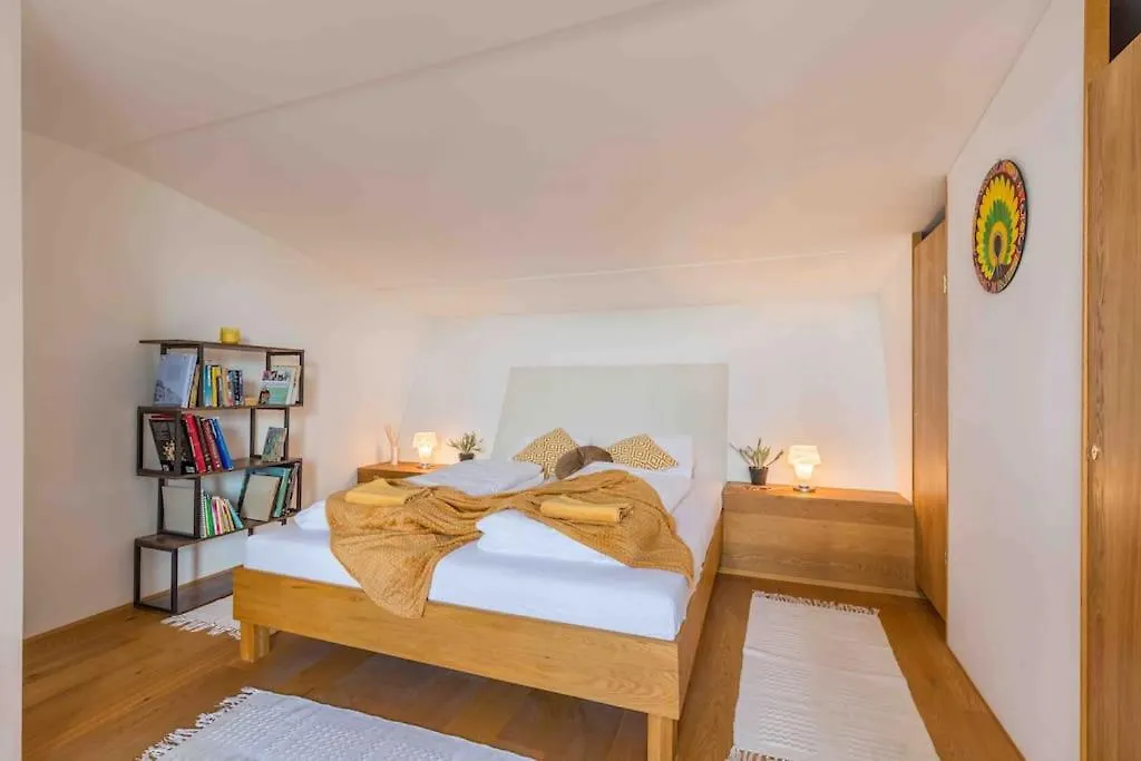 Whirlpool , Dachterrasse , Wienblick , Zwei Etagen Østrig