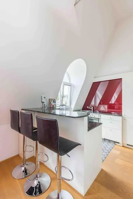 Whirlpool , Dachterrasse , Wienblick , Zwei Etagen 0*, Wien Østrig